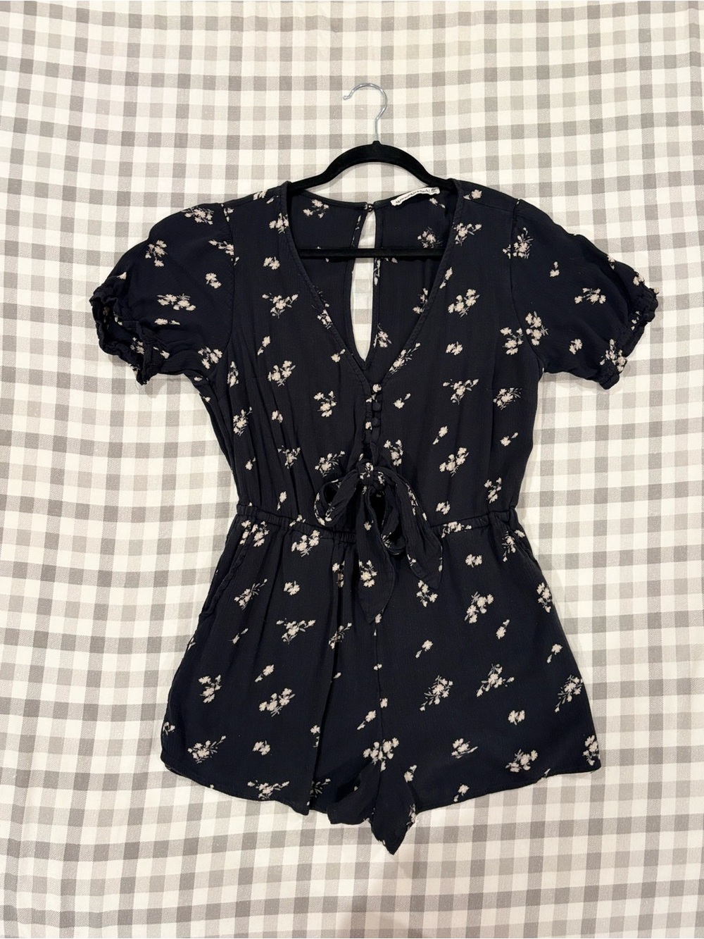 Abercrombie & Fitch Black Floral Tie-Waist Romper